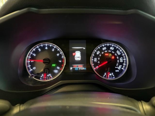 Used 2020 Toyota RAV4 XLE Premium image 13