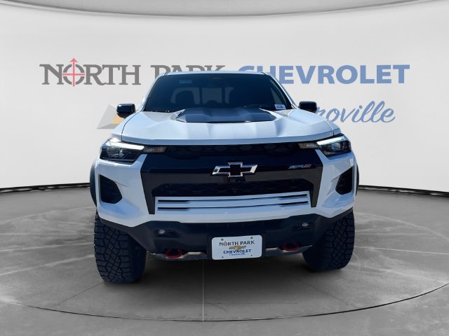 Certified 2026 Chevrolet Colorado ZR2 w/ Technology Package AWD/4WD image 8