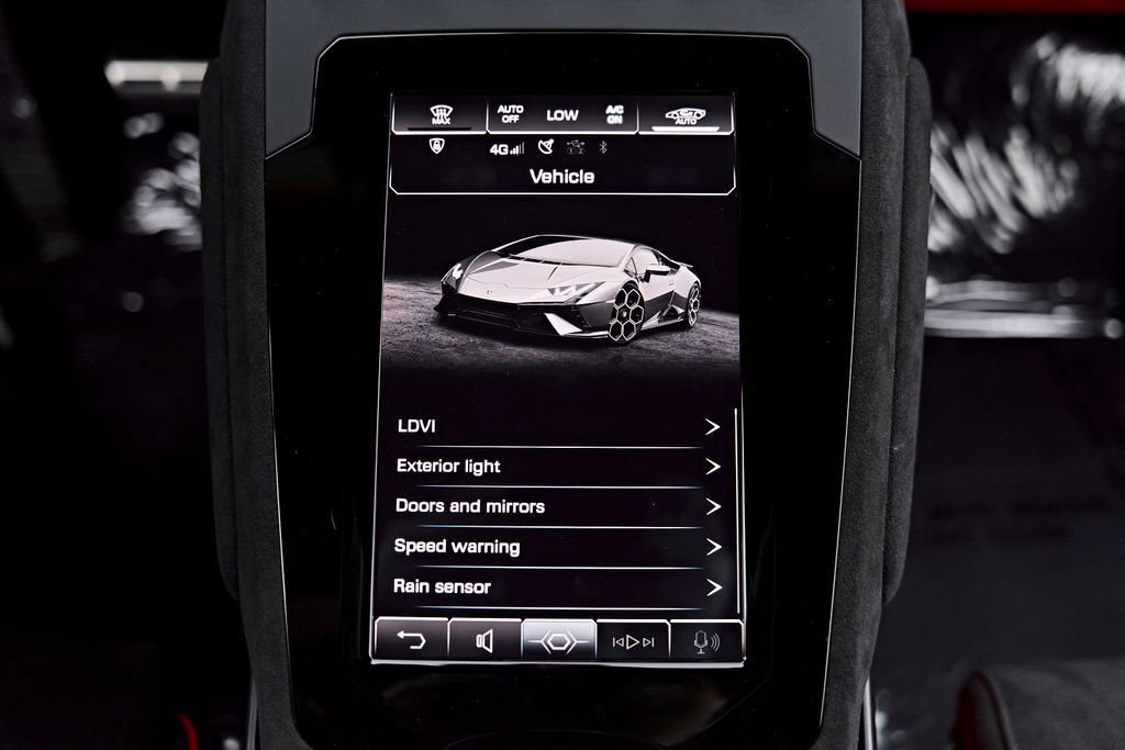 Used 2023 Lamborghini Huracan Tecnica RWD image 74