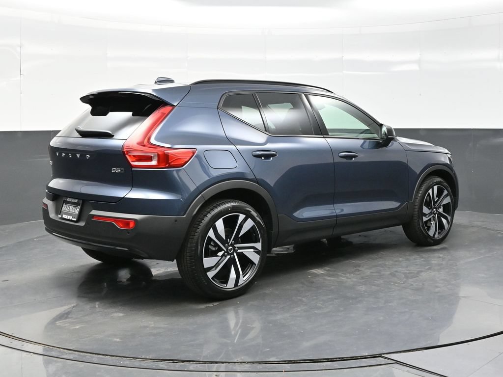 New 2026 Volvo XC40 B5 Ultra w/ Protection Package Premier AWD/4WD image 7