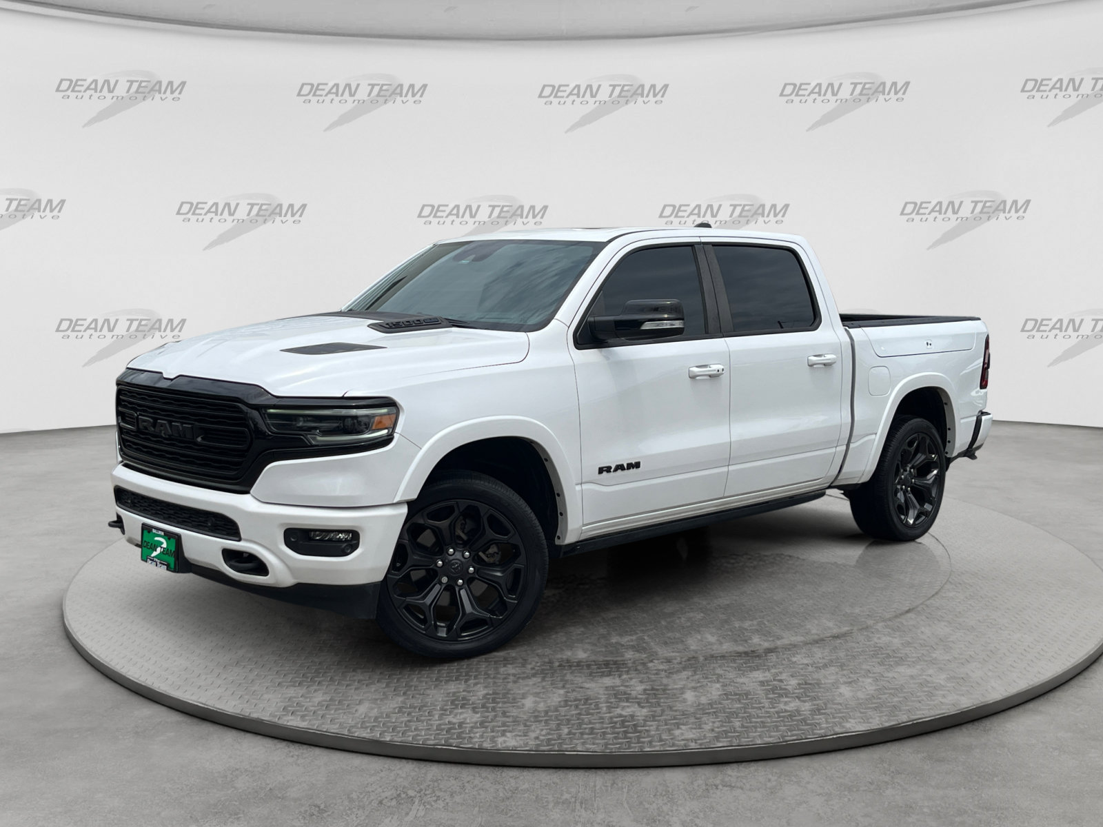 Used 2021 RAM 1500 Limited w/ Night Edition AWD/4WD image 3