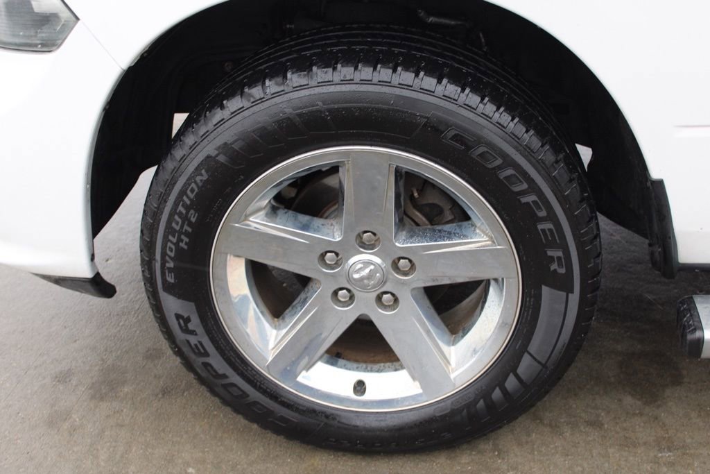 Used 2016 RAM 1500 Express image 12