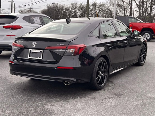 Used 2025 Honda Civic Sport image 3