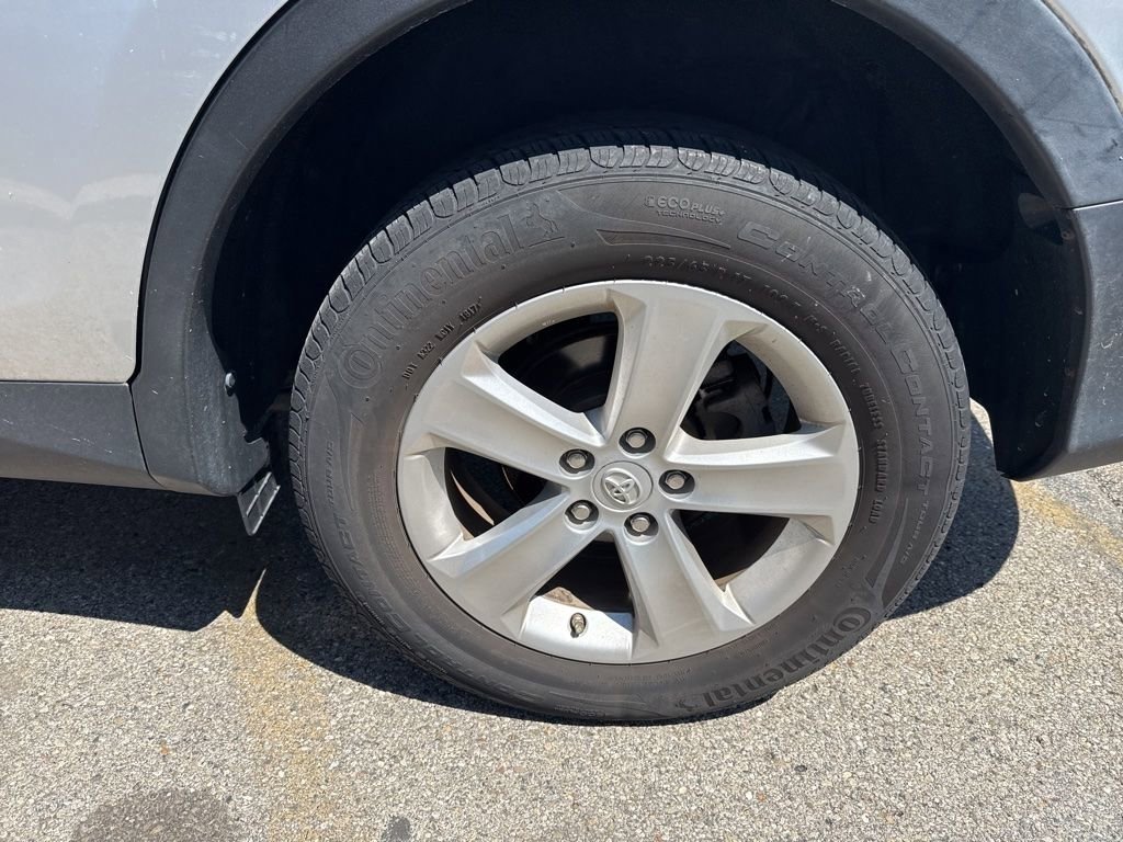 Used 2014 Toyota RAV4 XLE FWD image 13