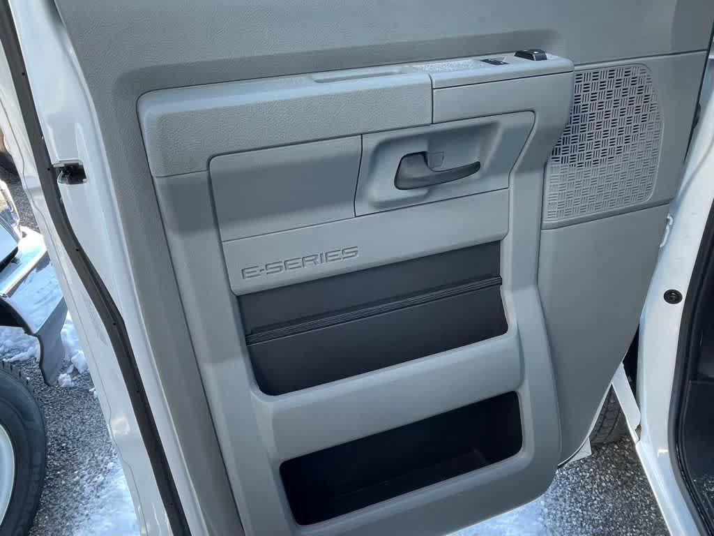 New 2024 Ford E-450 and Econoline 450 Super Duty w/ Power Windows & Locks Group RWD image 13