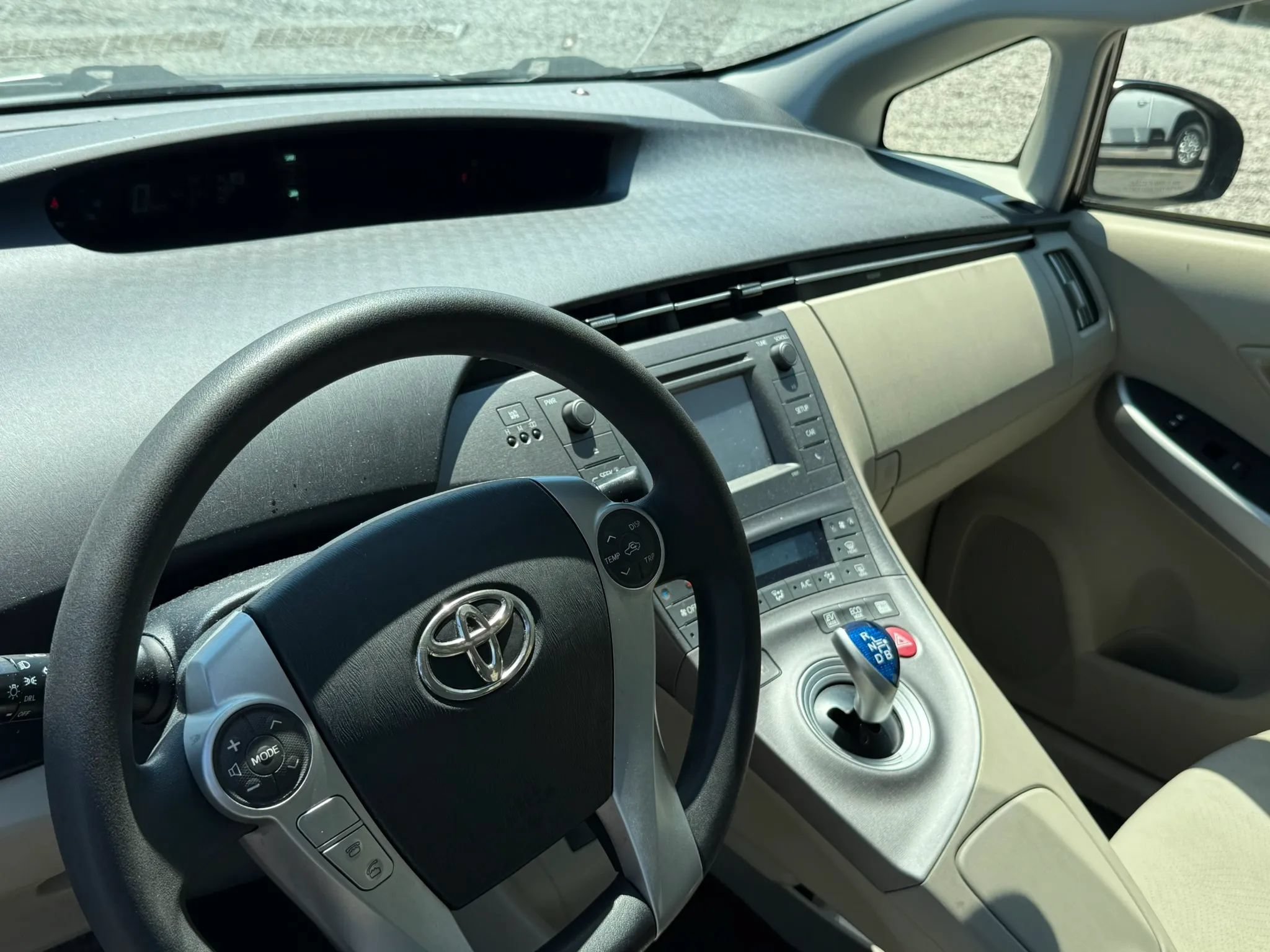 Used 2015 Toyota Prius Two FWD image 9
