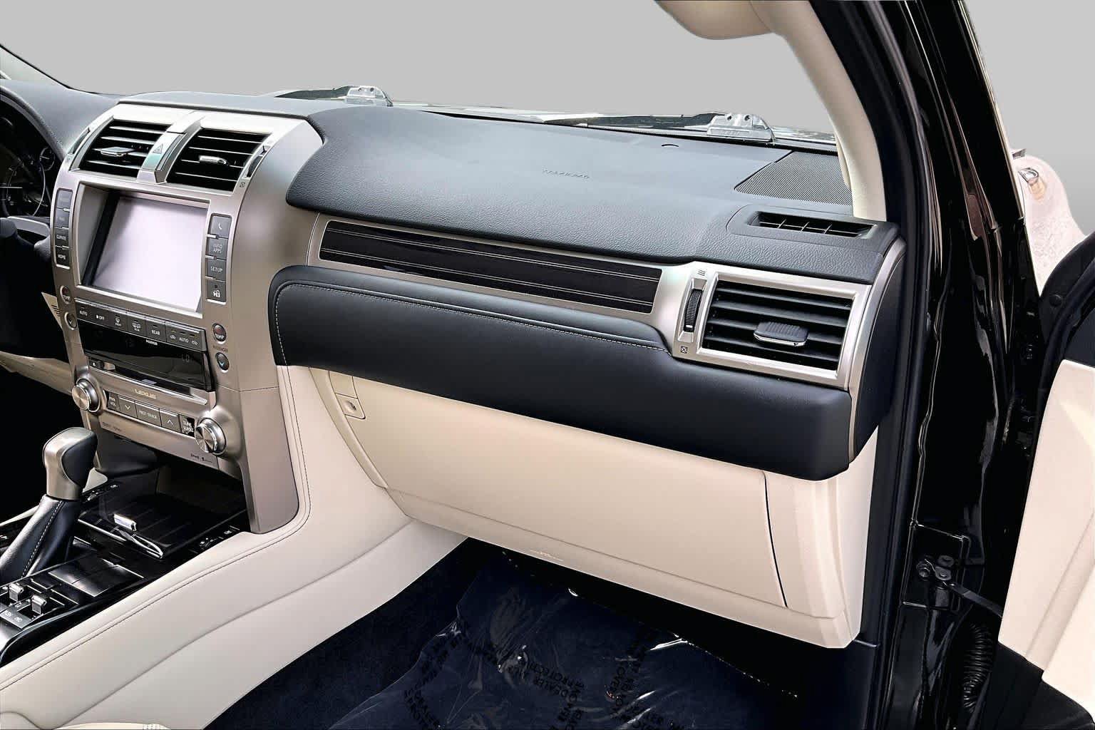 Used 2021 Lexus GX 460 Premium w/ Premium Package AWD/4WD image 19