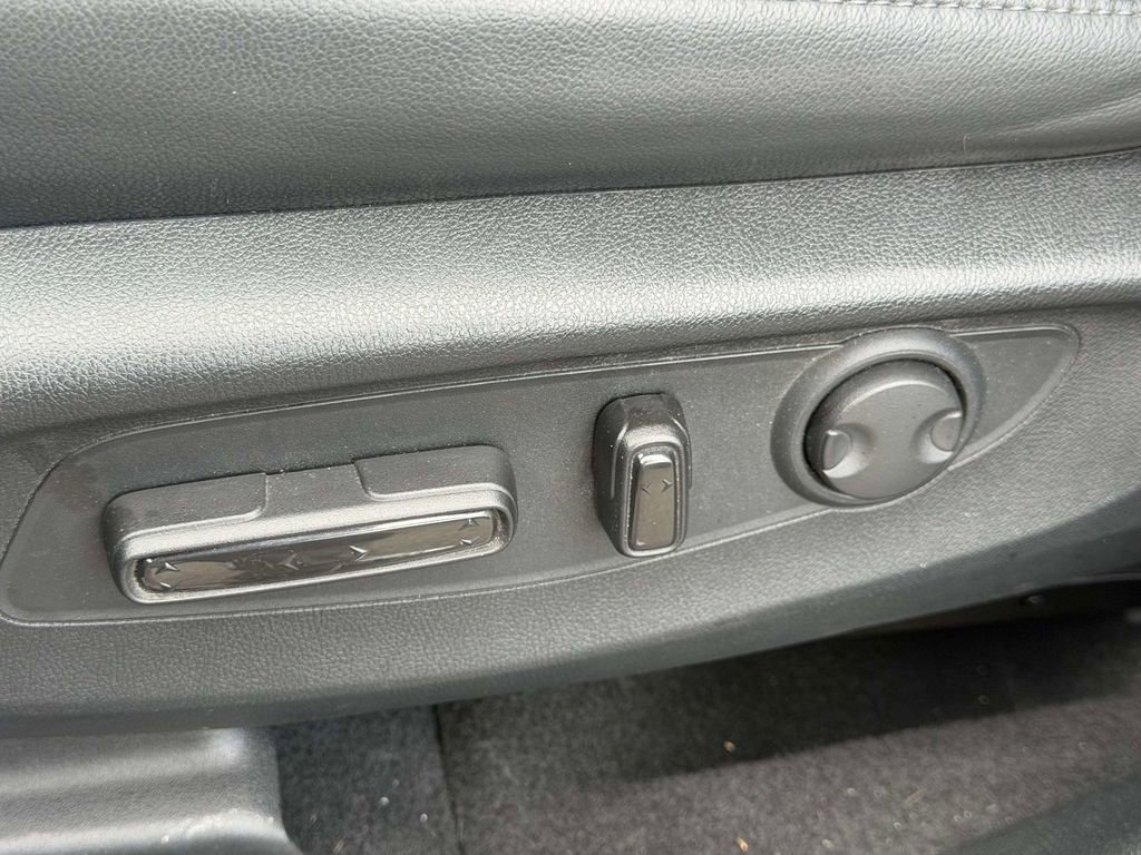Used 2023 Honda CR-V EX-L image 28