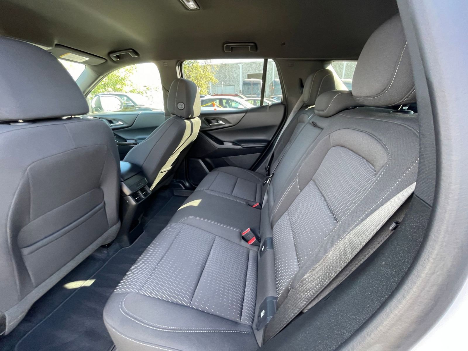 Used 2025 Chevrolet Equinox LT image 27