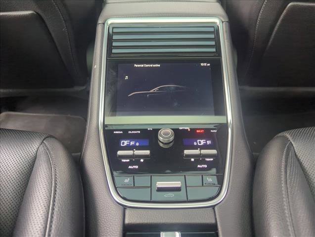 Used 2022 Porsche Panamera 4 w/ Premium Package image 23