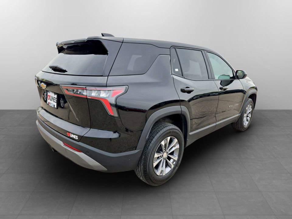 Used 2025 Chevrolet Equinox LT FWD image 7