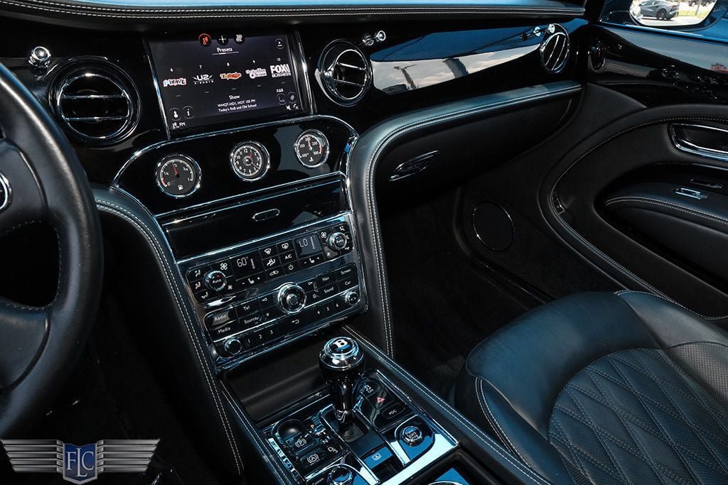 Used 2017 Bentley Mulsanne RWD image 25