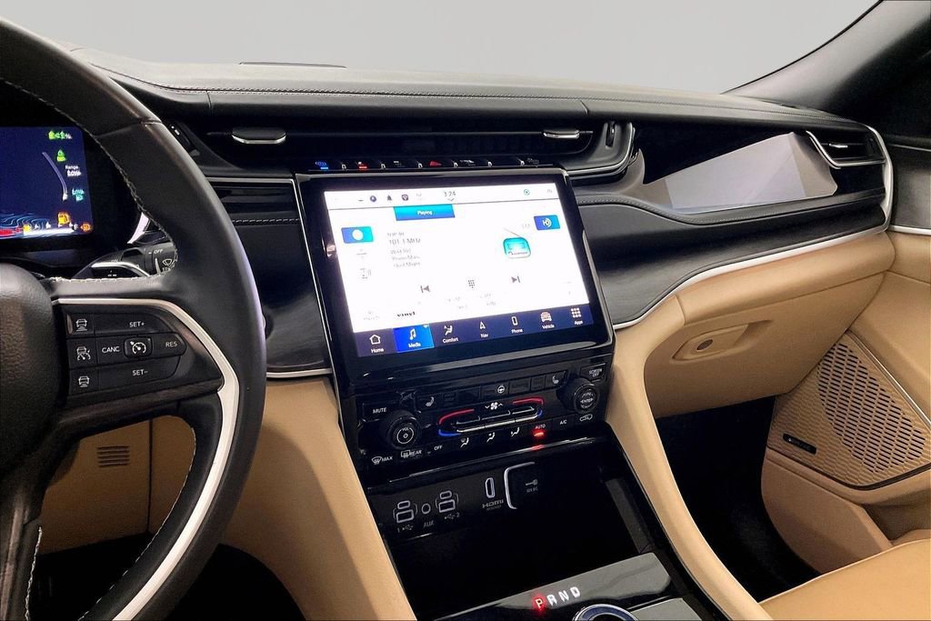 Used 2022 Jeep Grand Cherokee Limited 4xe image 9