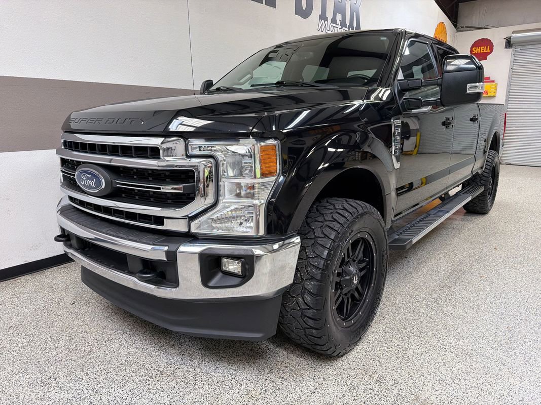 Used 2021 Ford F250 Lariat w/ FX4 Off-Road Package AWD/4WD image 3