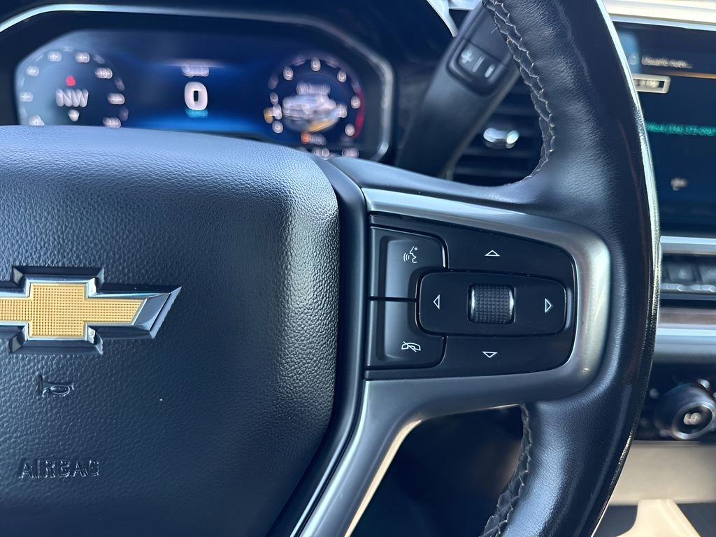 Used 2024 Chevrolet Silverado 2500 LT AWD/4WD image 17