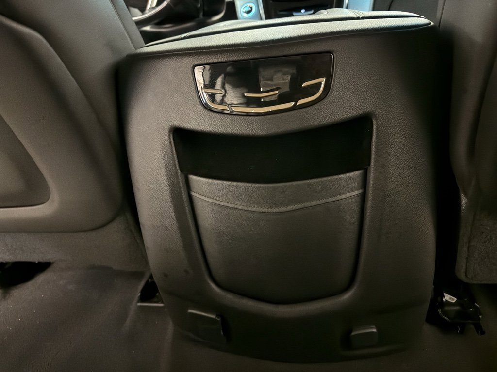 Used 2019 Cadillac Escalade Luxury image 28