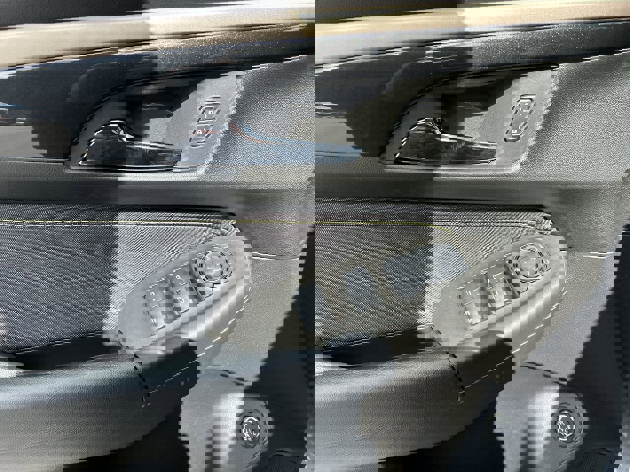 Used 2025 Chevrolet TrailBlazer ACTIV w/ Convenience Package image 20