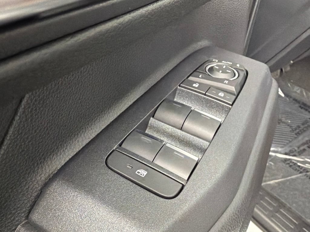 Used 2027 Toyota Land Cruiser AWD/4WD image 20