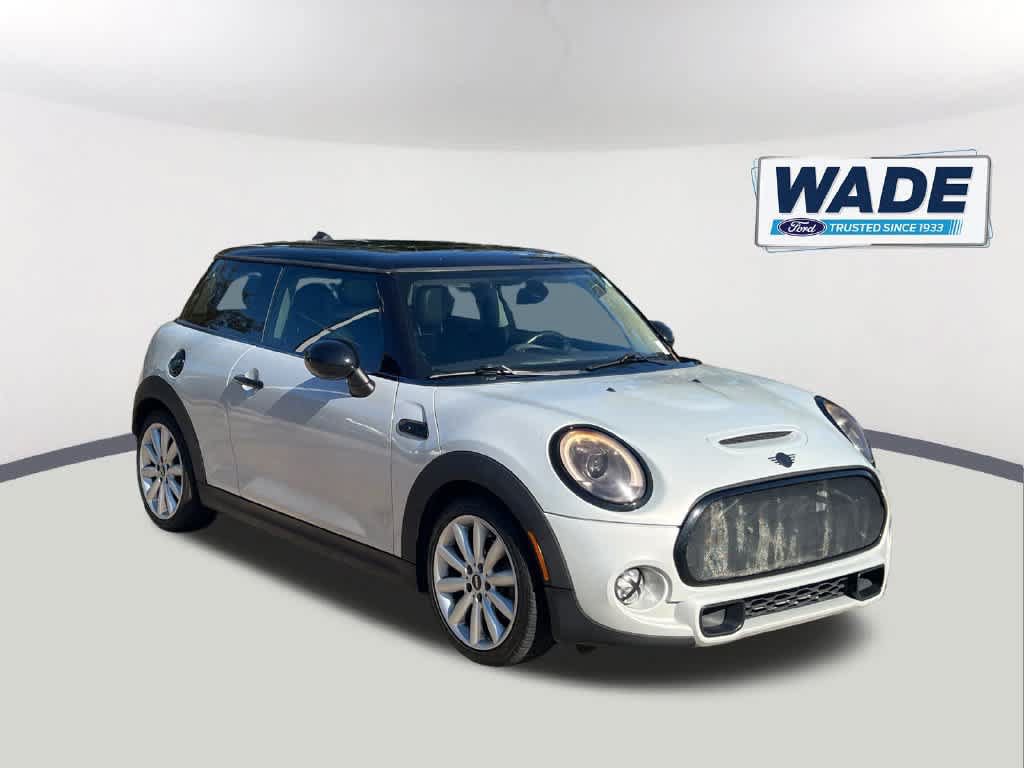 Used 2017 MINI Cooper S FWD image 3