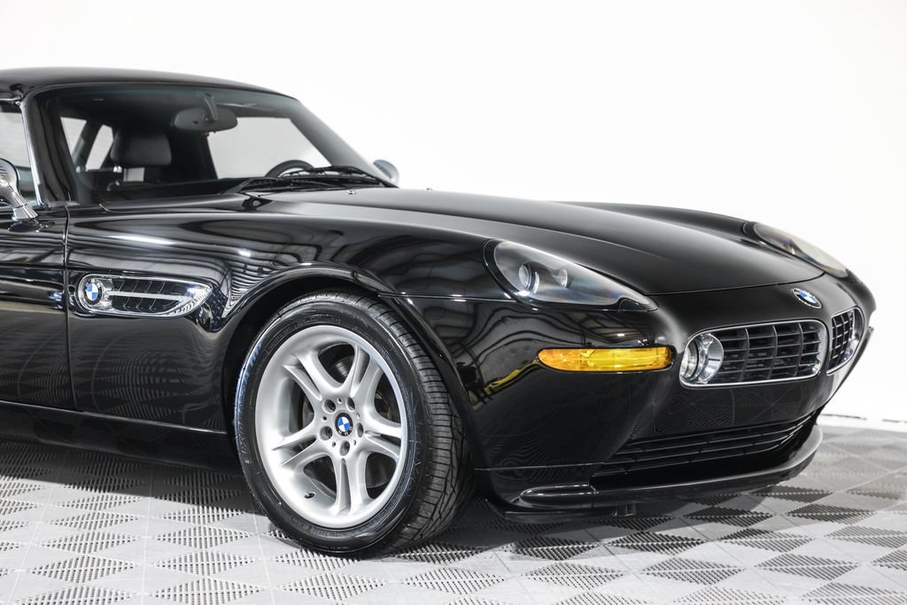 Used 2002 BMW Z8 RWD image 6
