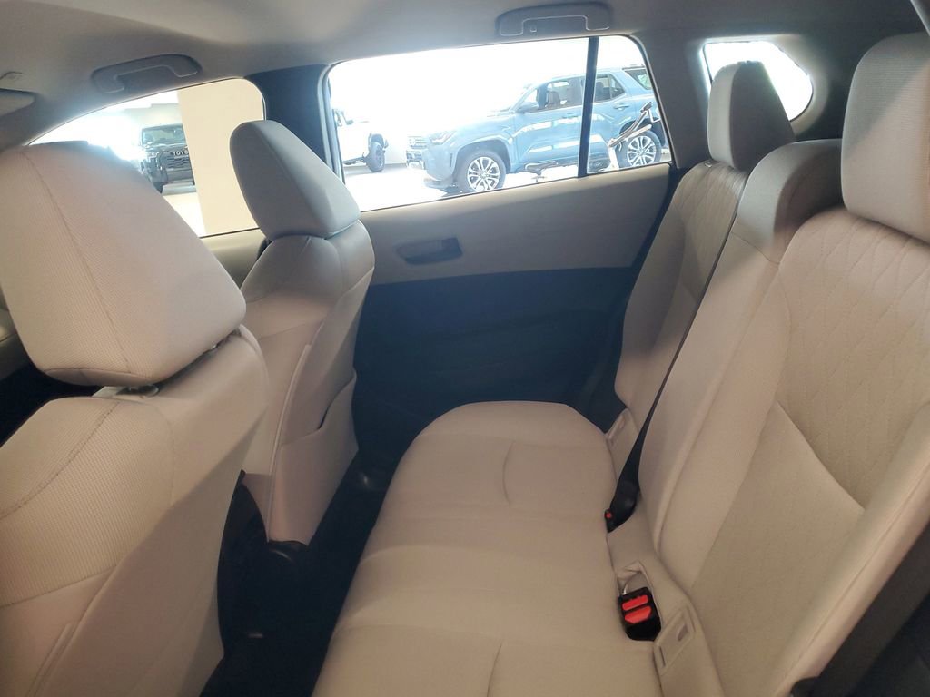 Used 2023 Toyota Corolla Cross L image 10