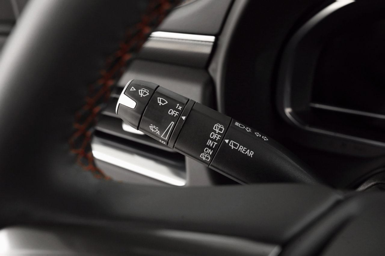 Used 2023 Chevrolet Suburban RST image 18