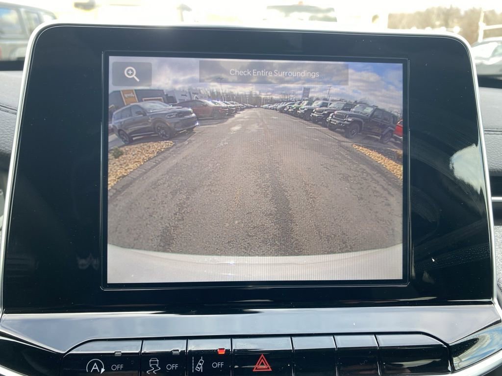 New 2026 Jeep Compass Latitude image 33