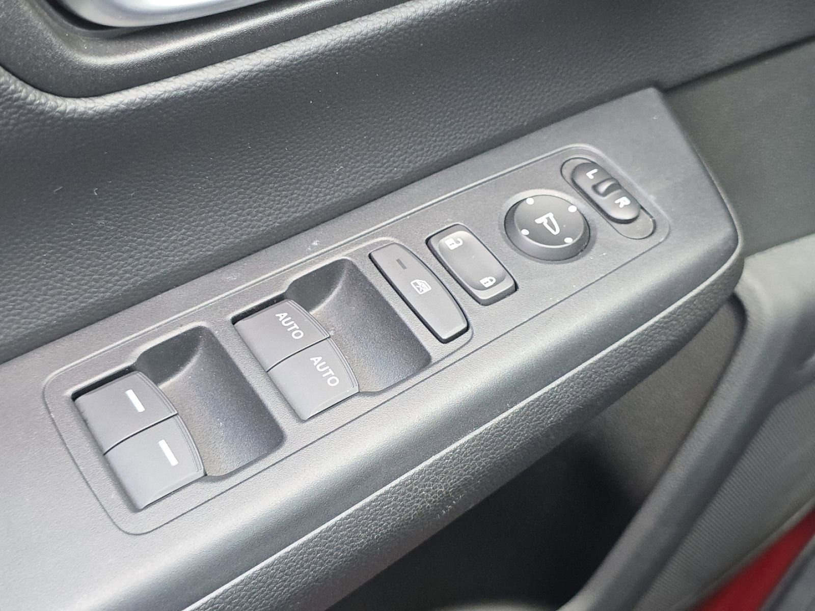 Certified 2023 Honda CR-V EX image 27