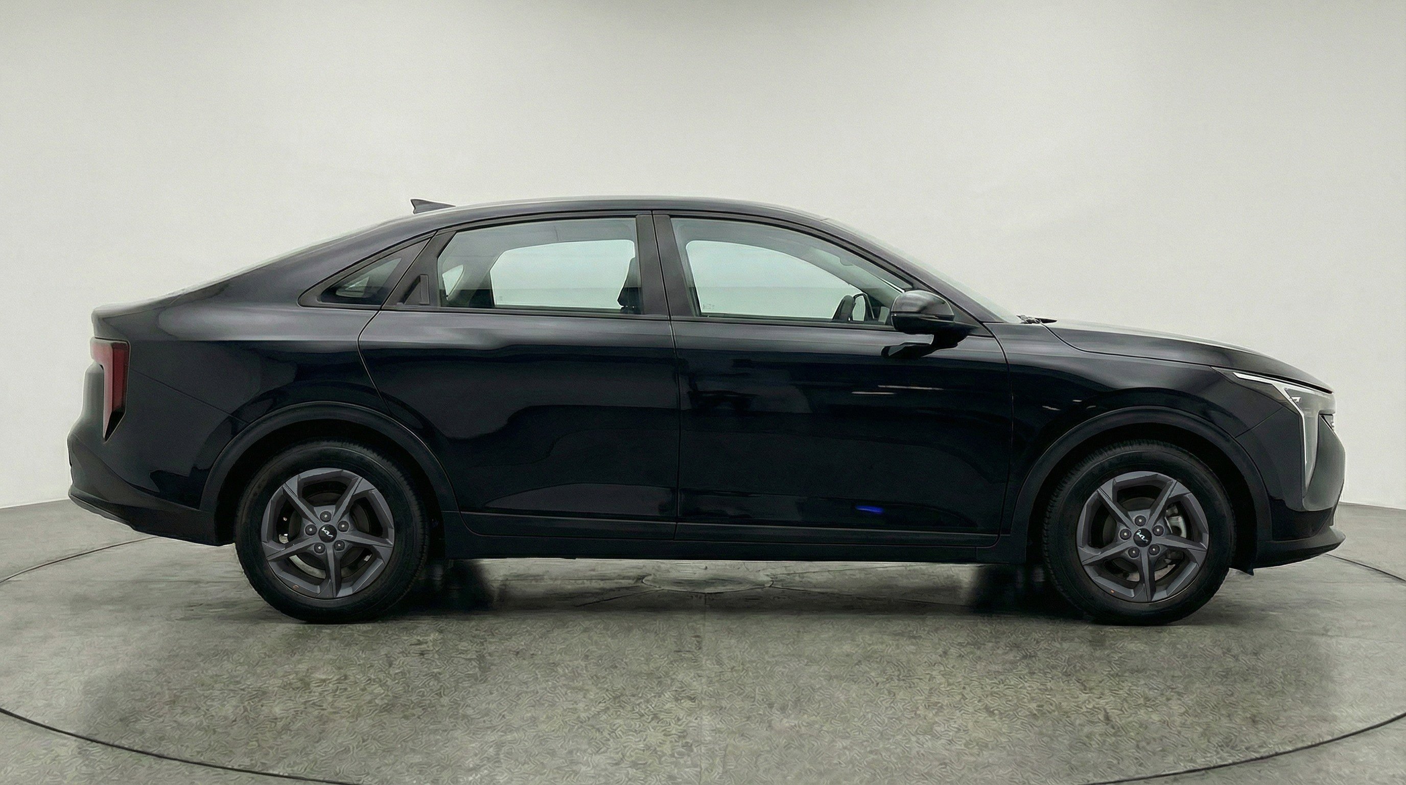 Used 2025 Kia K4 FWD image 11