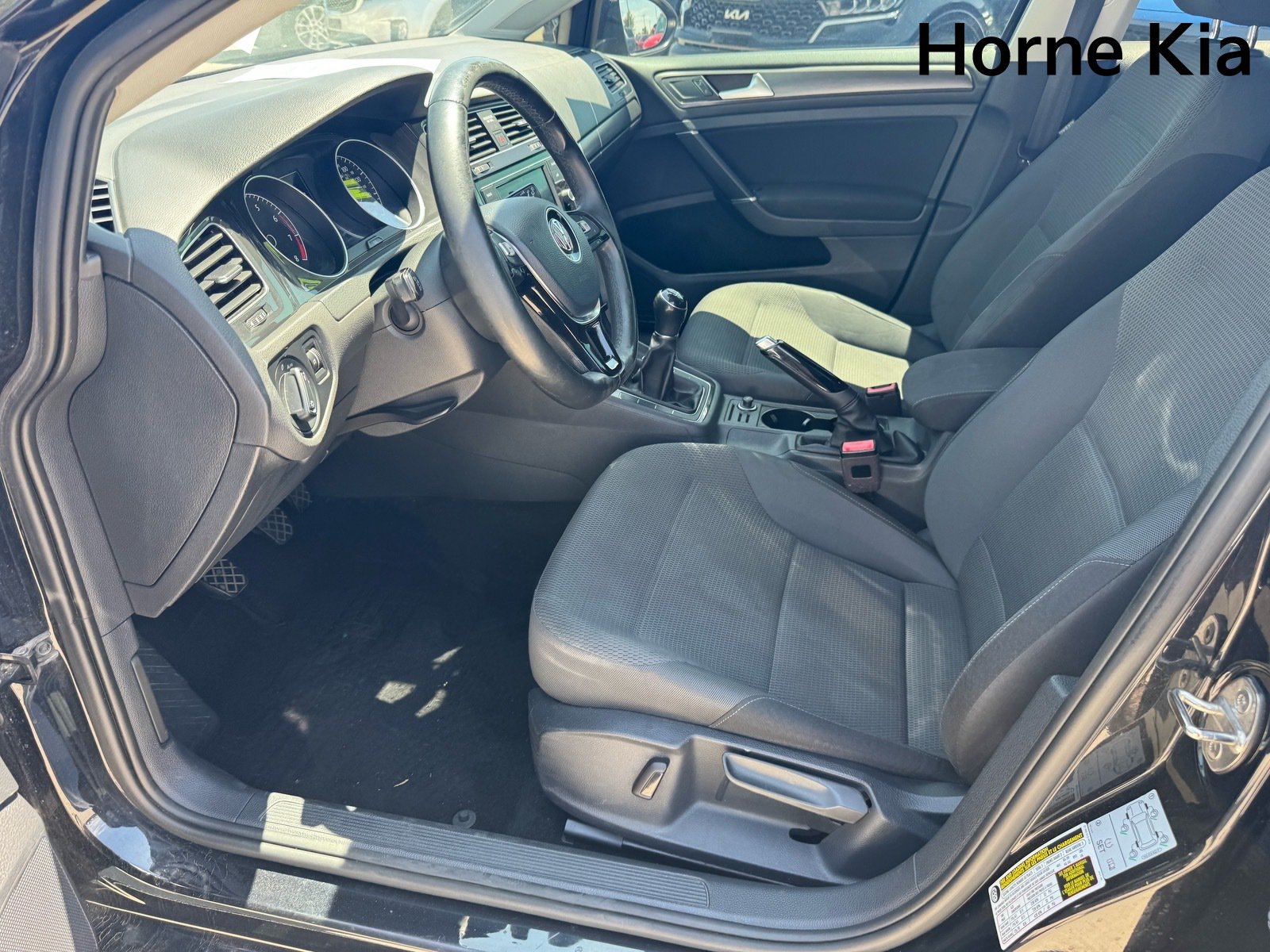 Used 2019 Volkswagen Golf S FWD image 11