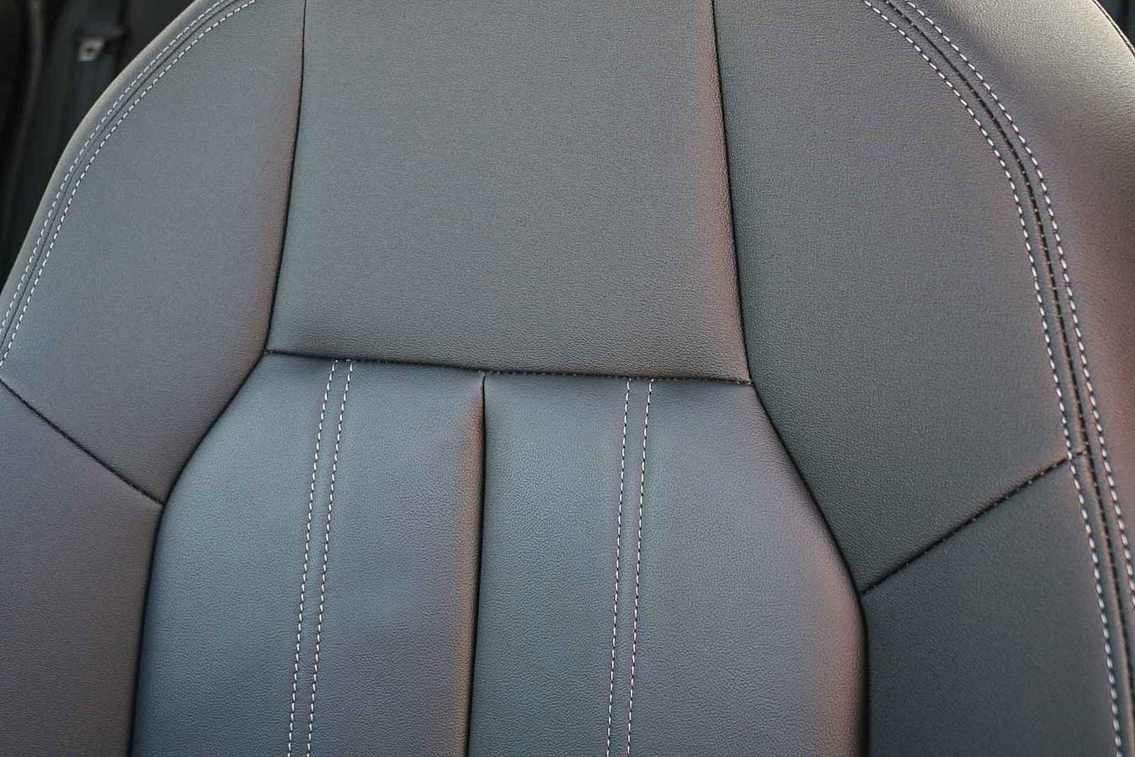 Used 2025 Audi Q6 e-tron Premium w/ Convenience Package image 38