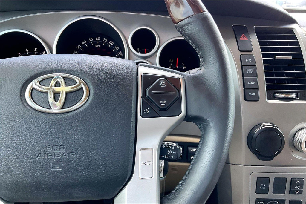 Used 2014 Toyota Sequoia Platinum RWD image 22