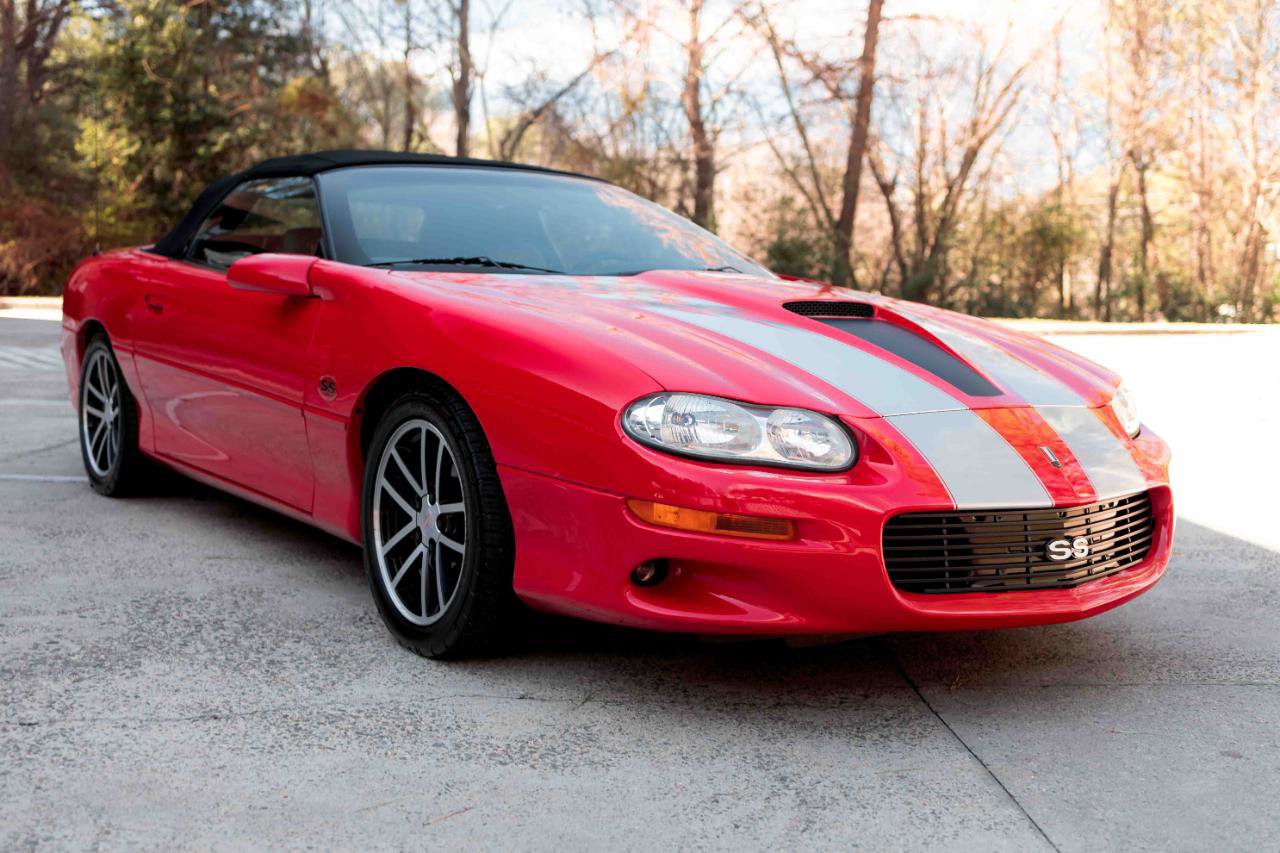 Used 2002 Chevrolet Camaro Z28 w/ SS Performance/Appearance Pkg image 13