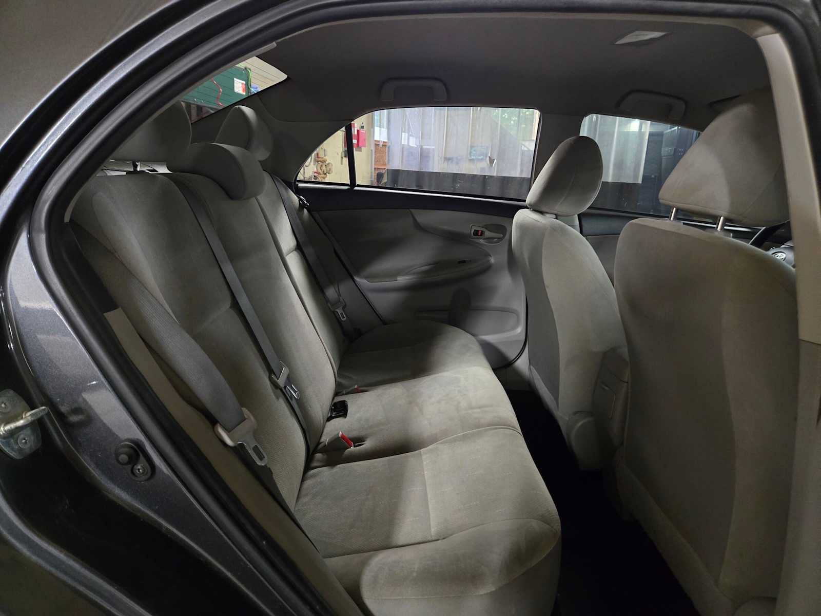 Used 2013 Toyota Corolla L FWD image 12
