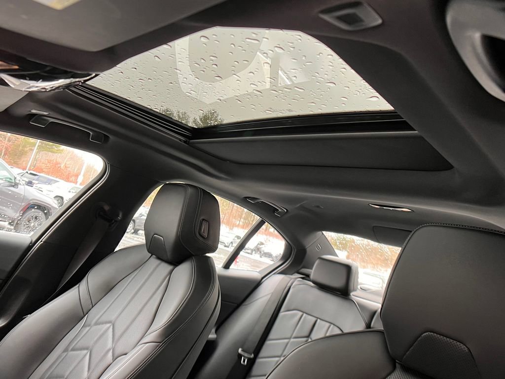 Used 2024 BMW 530i xDrive w/ Premium Package image 21