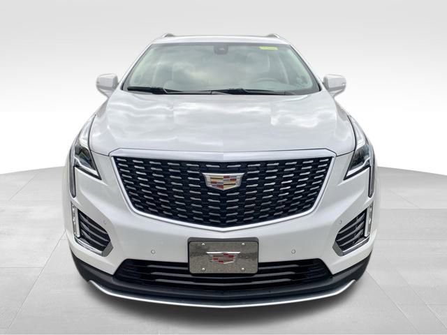 Used 2020 Cadillac XT5 Premium Luxury image 2