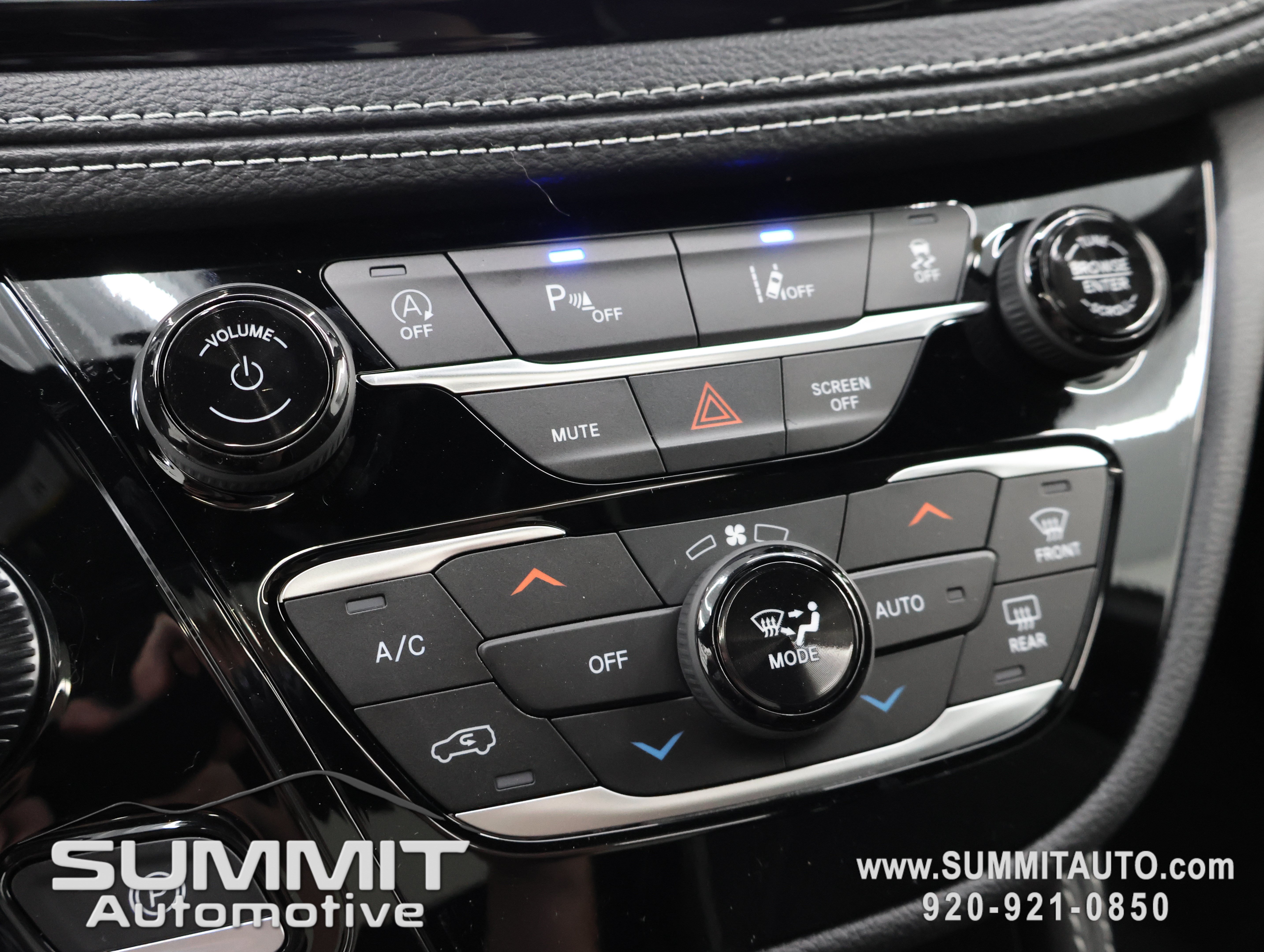 New 2027 Chrysler Pacifica Limited AWD/4WD image 62
