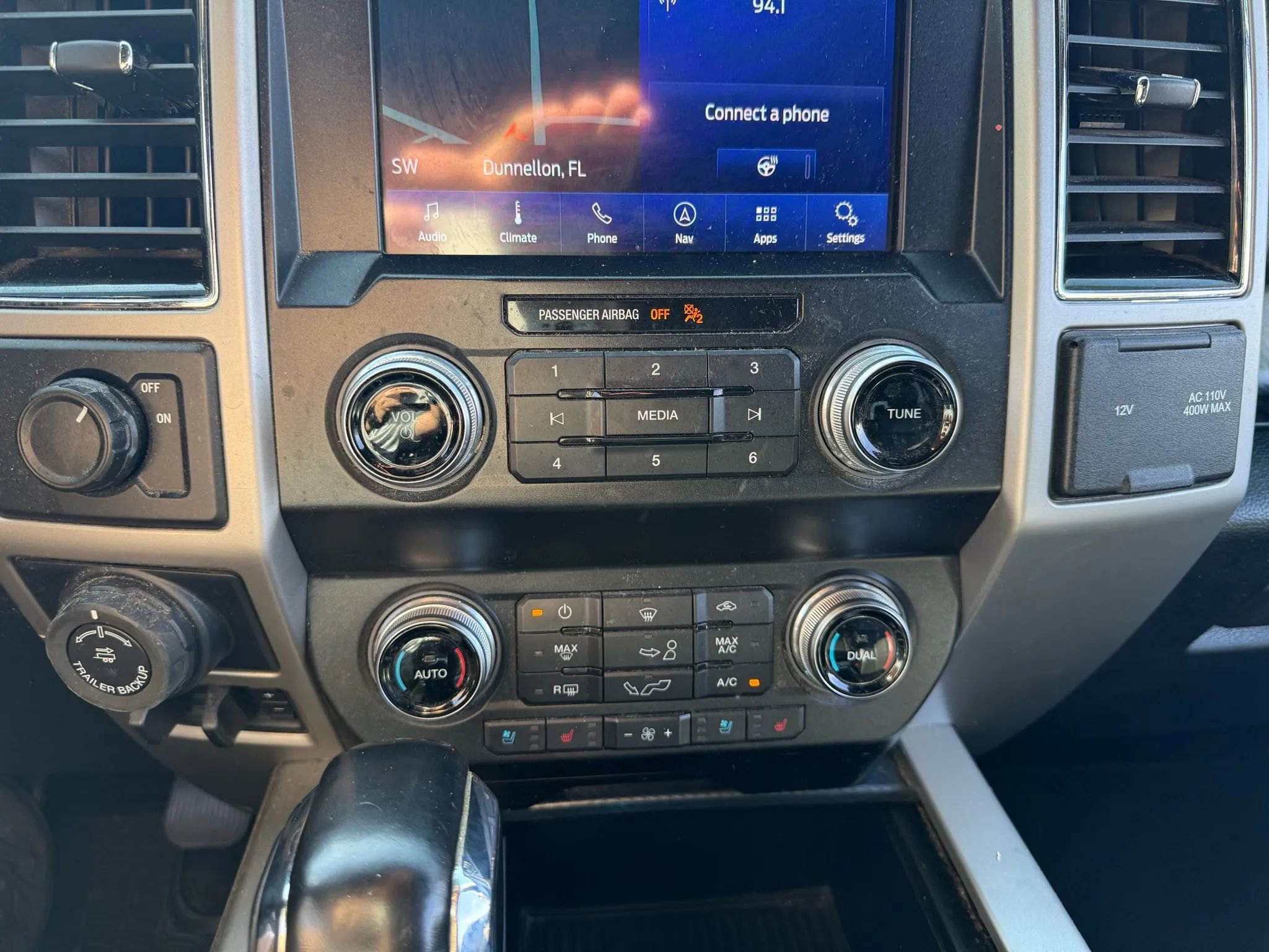 Used 2020 Ford F150 Lariat w/ Equipment Group 502A Luxury image 32