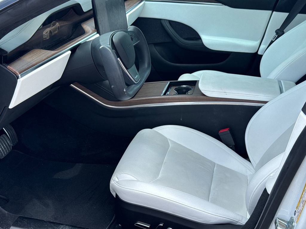 Used 2022 Tesla Model S AWD/4WD image 9