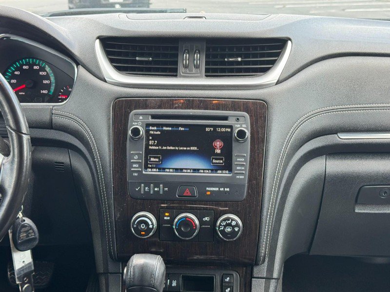 Used 2016 Chevrolet Traverse LT FWD image 13