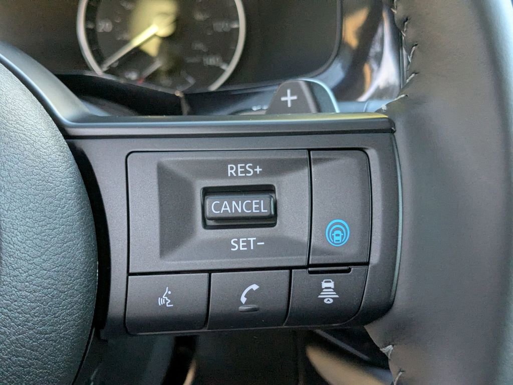 New 2025 Nissan Pathfinder SV image 17