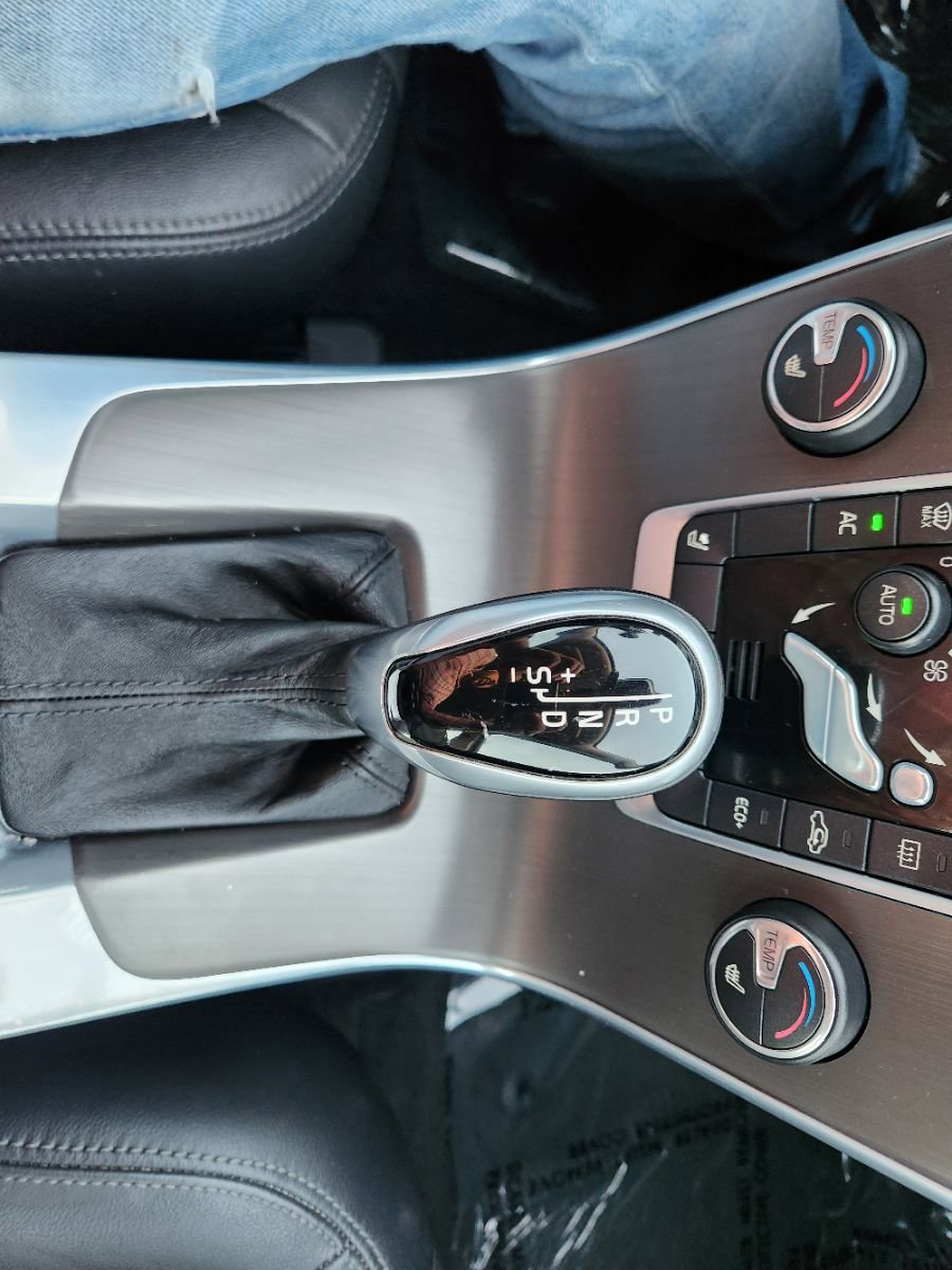 Used 2015 Volvo V60 T5 Premier image 20