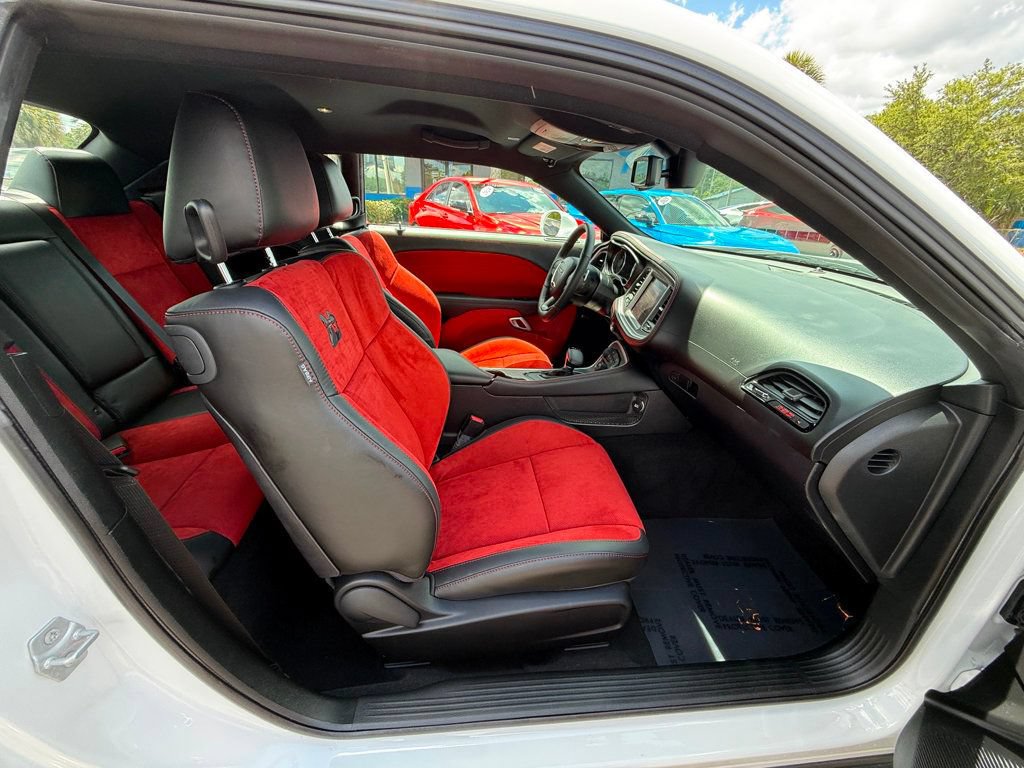 Used 2022 Dodge Challenger R/T Scat Pack RWD image 32