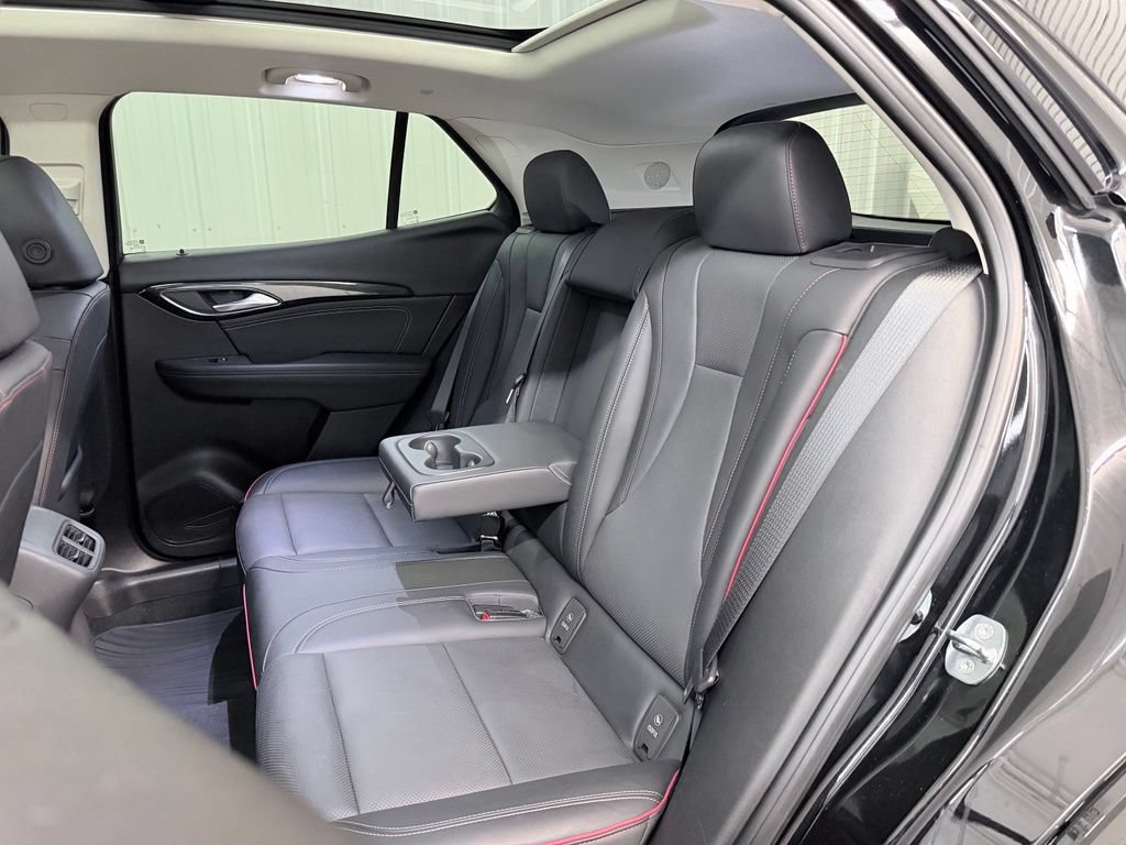 Used 2023 Buick Envision Essence w/ Sport Touring Package AWD/4WD image 31