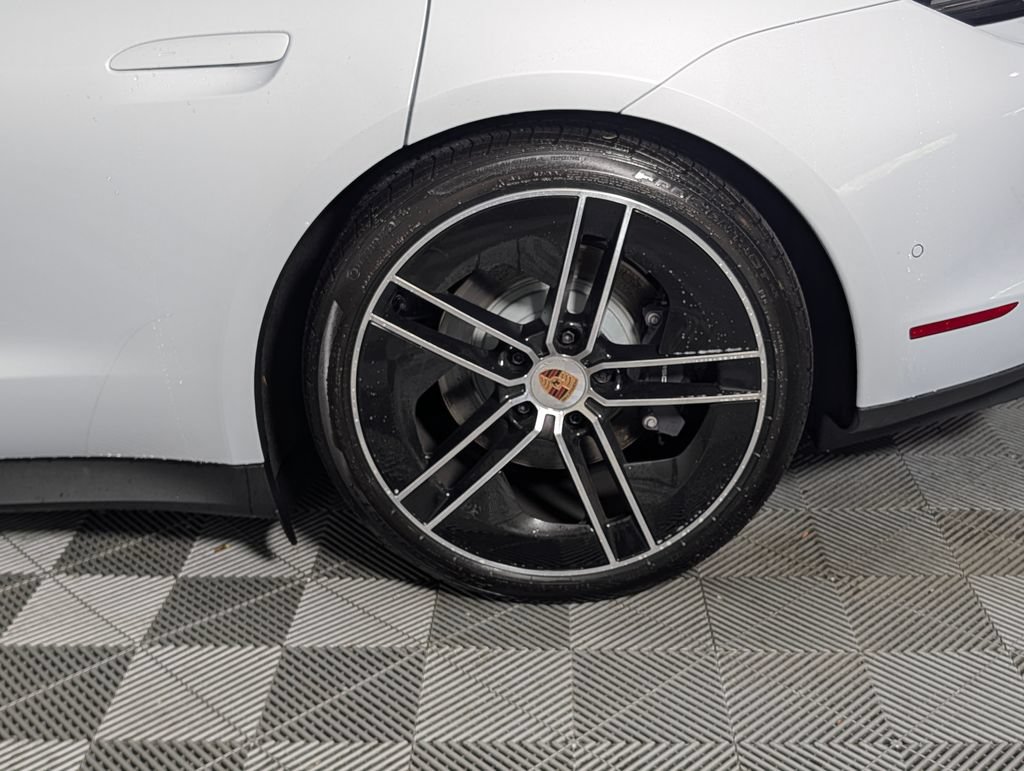 New 2026 Porsche Taycan AWD/4WD image 12