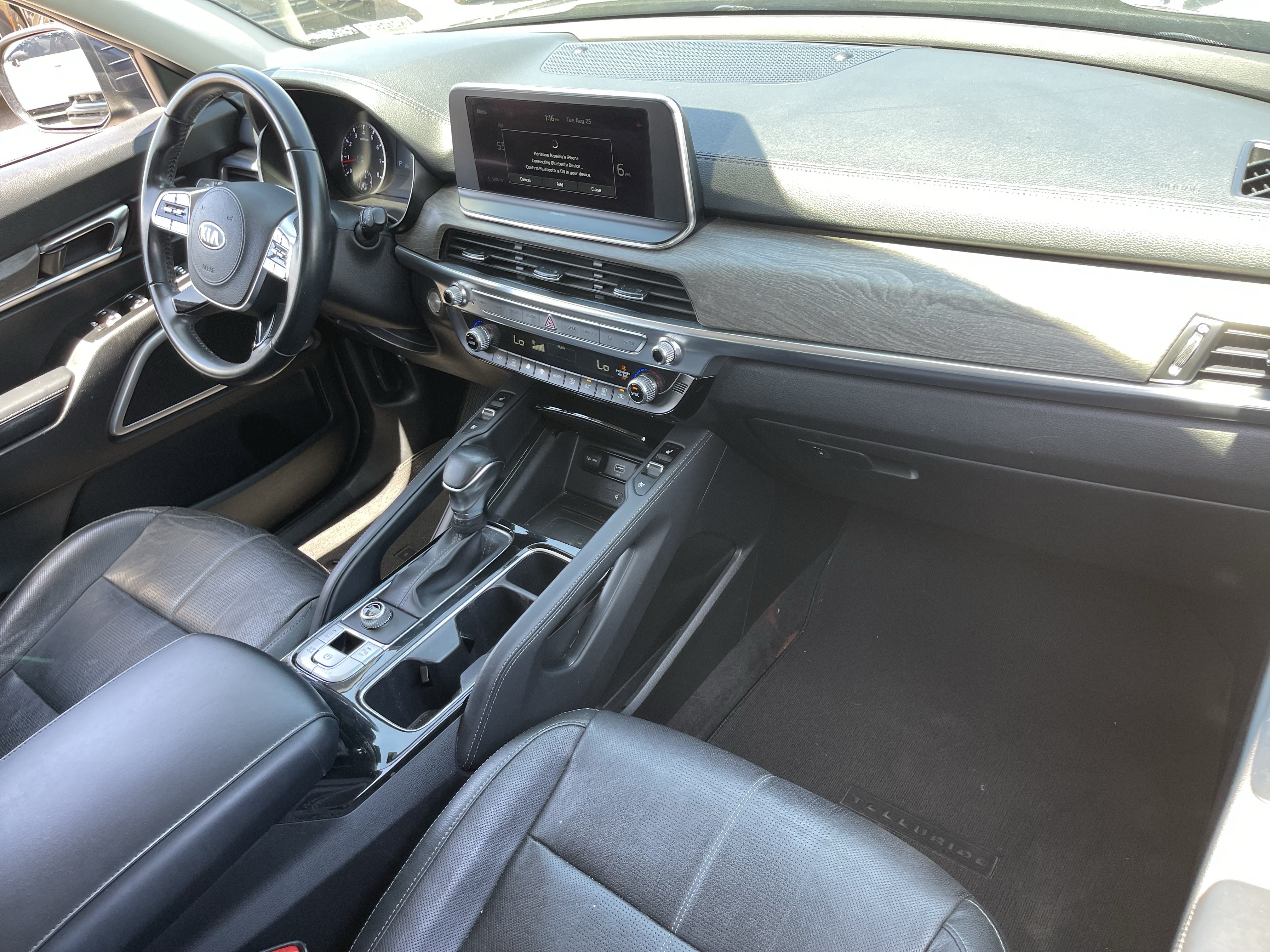 Used 2021 Kia Telluride EX w/ EX Premium Package FWD image 12