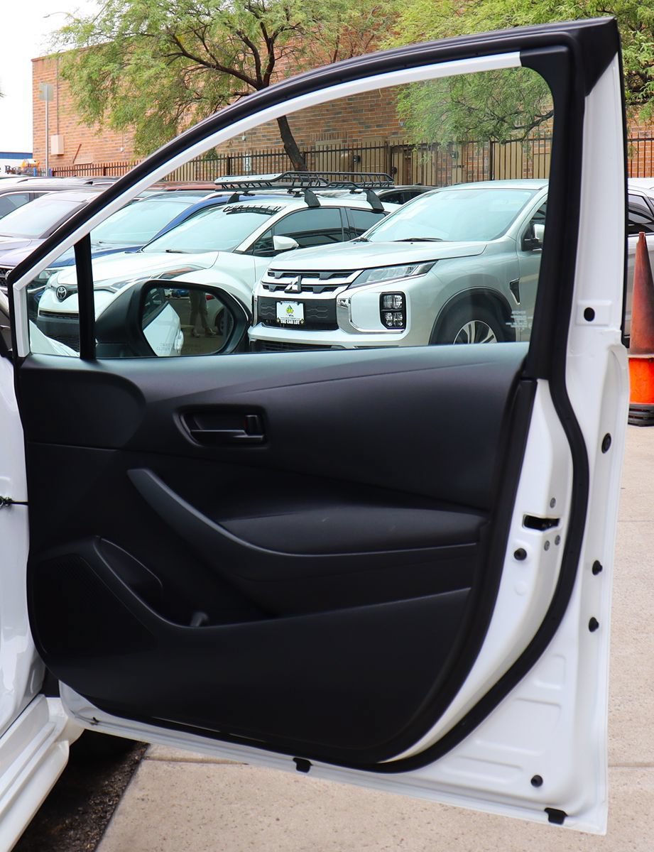 Used 2023 Toyota Corolla LE FWD image 29