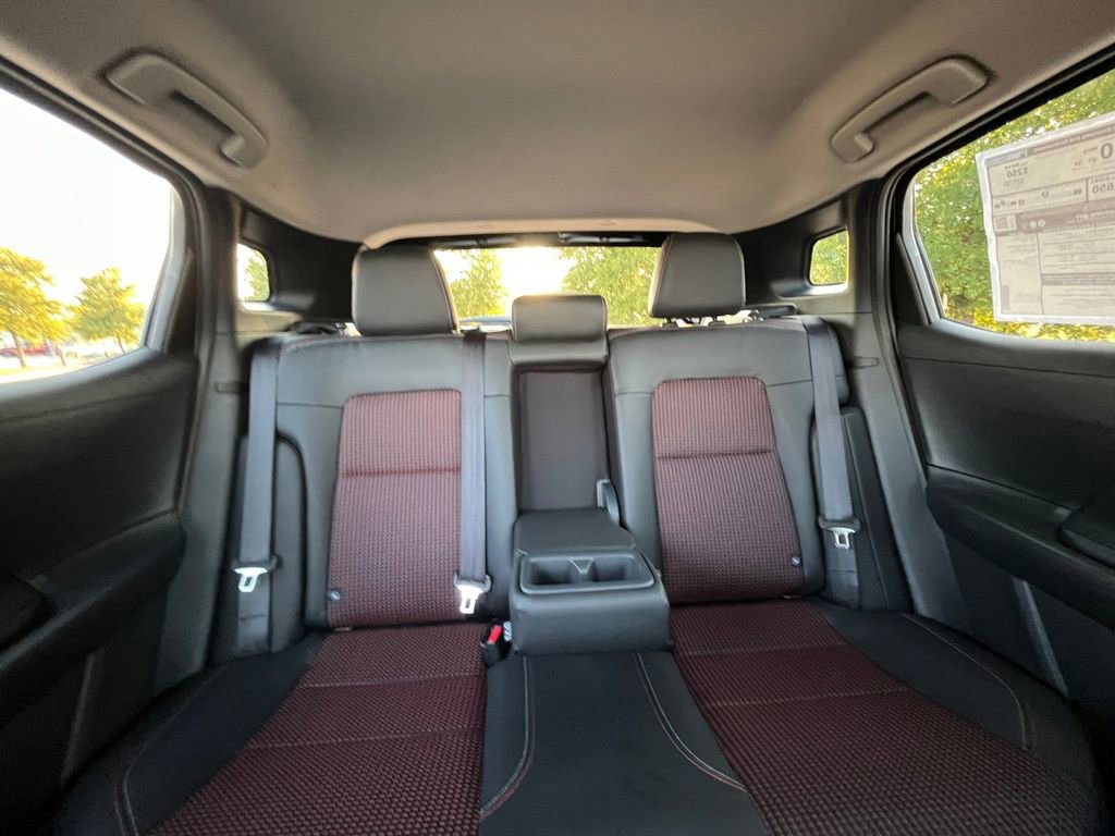 New 2026 Nissan Kicks SR w/ Cold Weather Package image 5