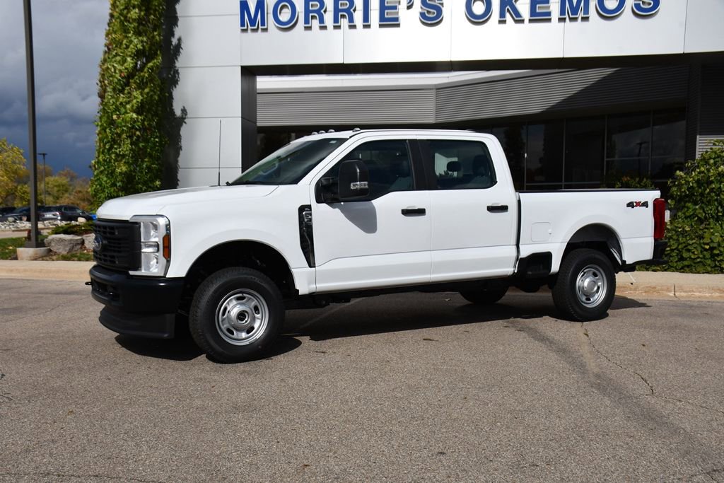 New 2026 Ford F350 XL image 2