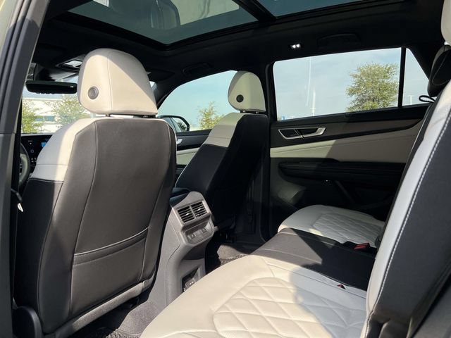 New 2026 Volkswagen Atlas Cross Sport SEL Premium R-Line AWD/4WD image 21
